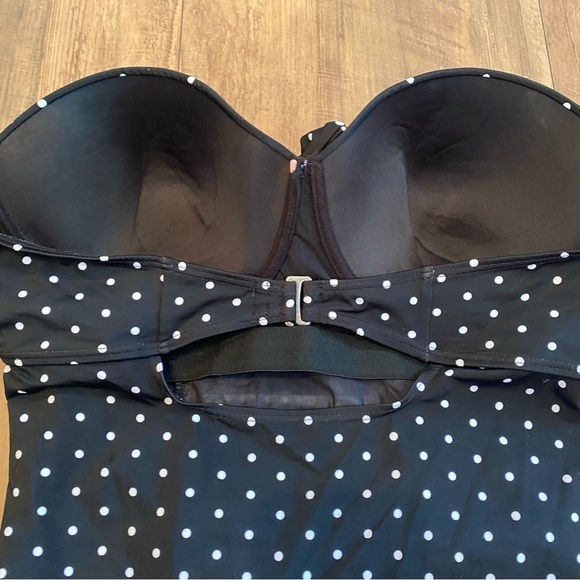 Swimsuits For All • Black & White Retro Pin Up Polka Dot Halter Swimsuit • Sz 18 - Picture 7 of 8